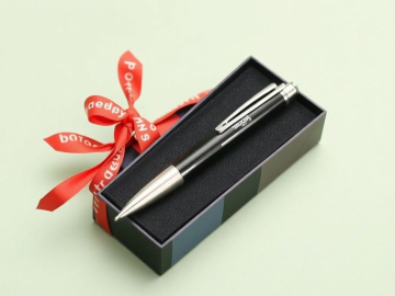 Корпоративні подарунки - чому брендована ручка — найкращий вибір для вашого іміджу